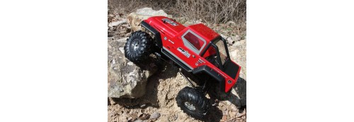 Crawler 1:10 1:18